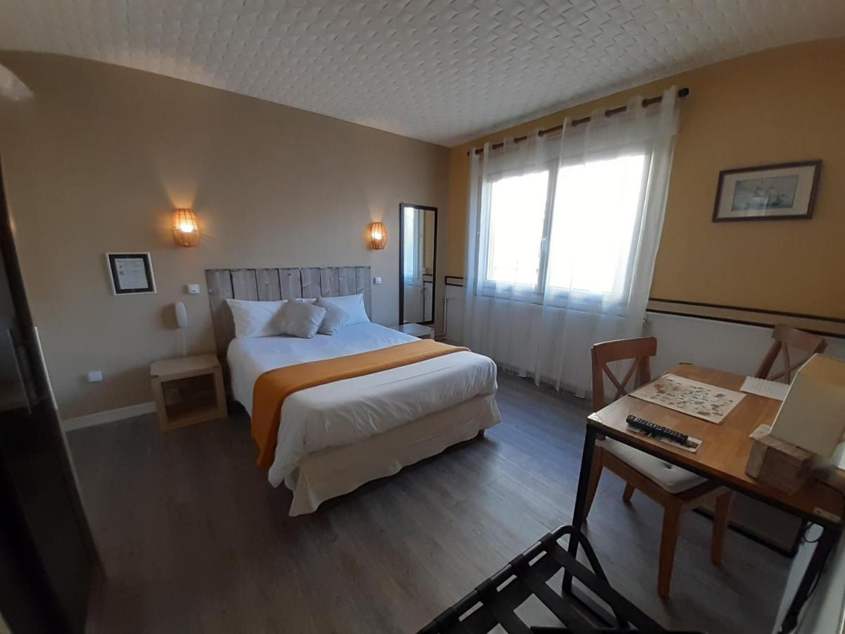 Hotel Du Tricastin Pierrelatte Eksteriør bilde
