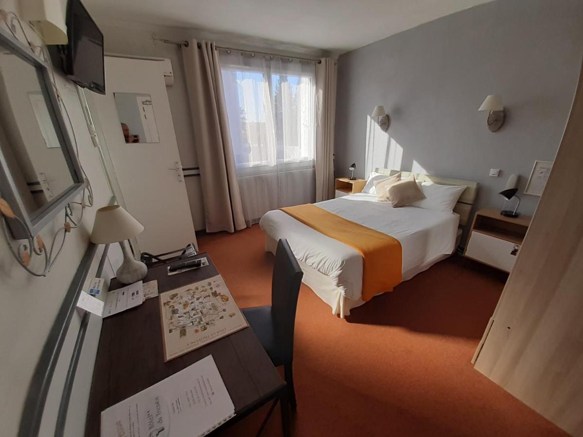 Hotel Du Tricastin Pierrelatte Eksteriør bilde